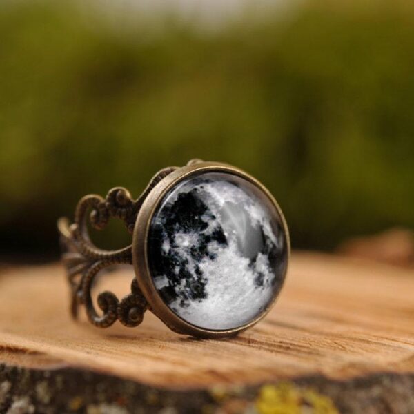 Vampire Full Moon Jewelry Ring